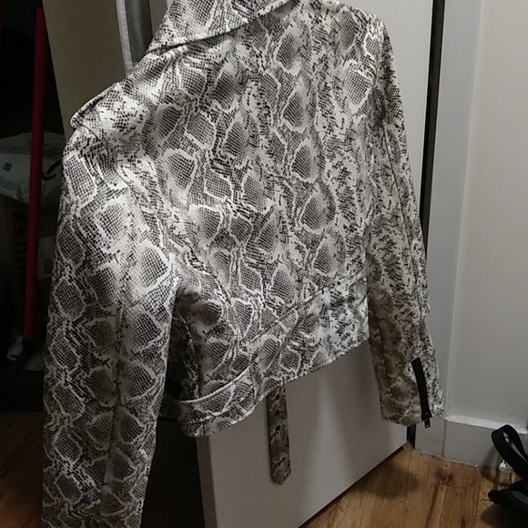Snakeskin jacket - Picture 2 of 4